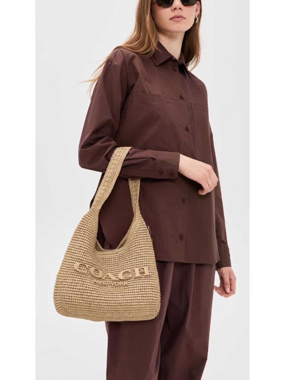 Stylish Straw Shoulder Bag - Chic Brooklyn Design, Perfect for Everyday Use - Picture 2 of 7